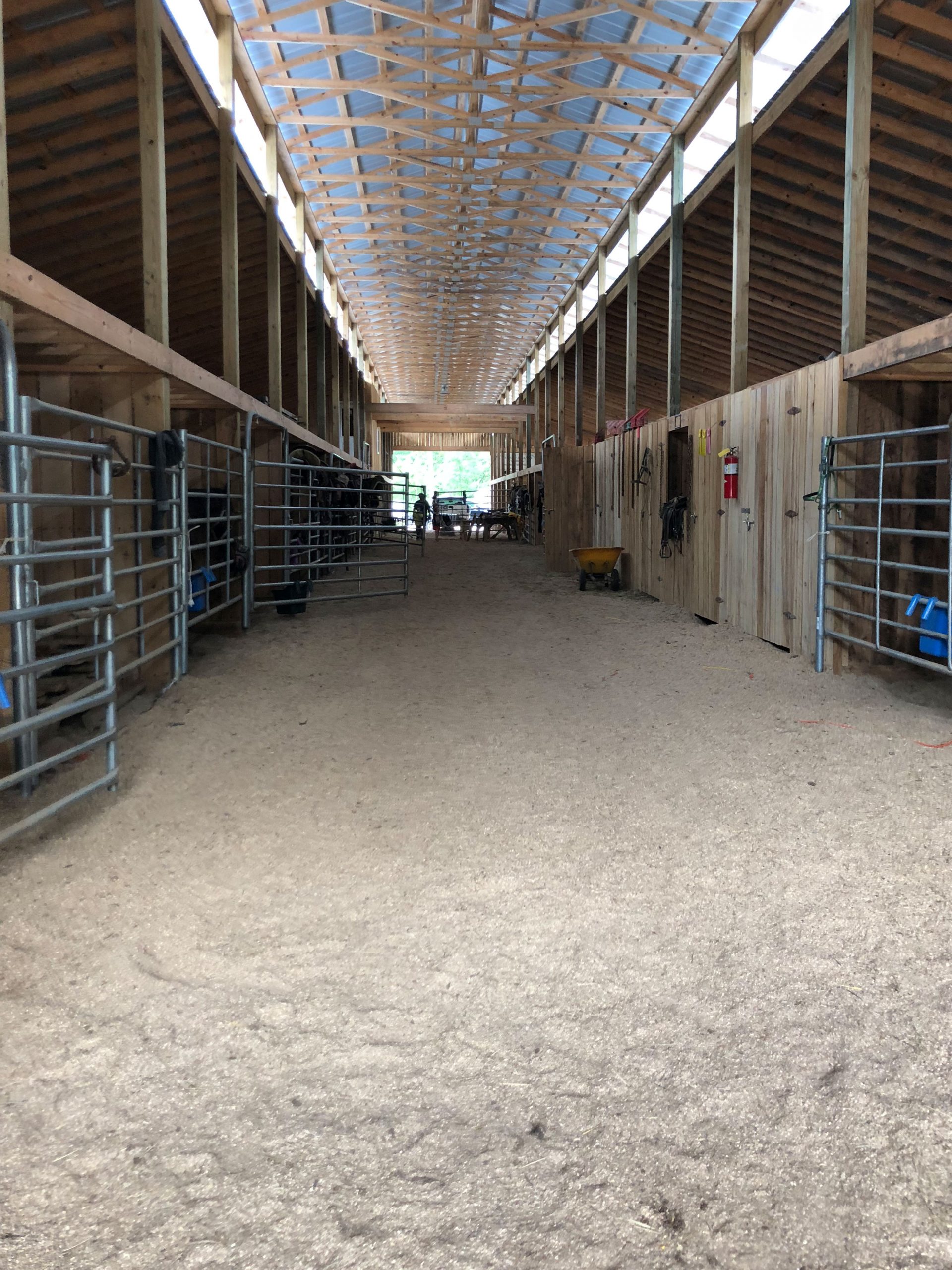 barn-deep-cleaning